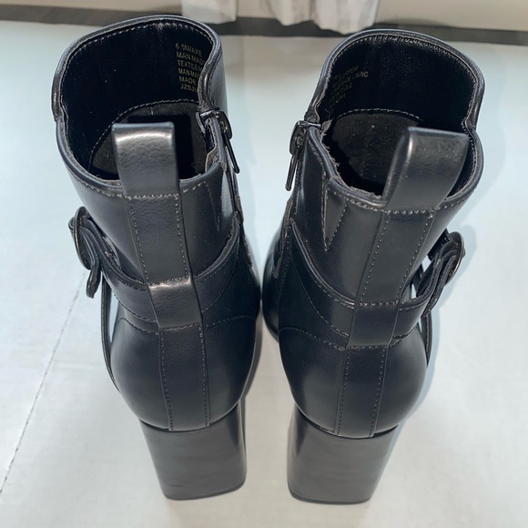 WOMEN'S BLACK KENSIE AXEL HEELED BOOTIES SIZE 6.5 DRESSY STAPLE BUCKLE DETAIL - Picture 4 of 9